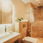 Otel Sorgenfrei Und Restaurant Atelier Sanssouci Radebeul