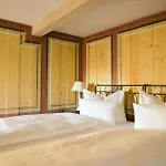 Отель Sorgenfrei Und Restaurant Atelier Sanssouci 4*
