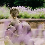 Sorgenfrei Und Restaurant Atelier Sanssouci Otel Radebeul