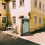 Sorgenfrei Und Restaurant Atelier Sanssouci Otel 4*