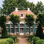Sorgenfrei Und Restaurant Atelier Sanssouci Радебойль