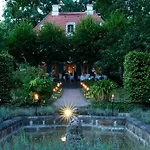 Sorgenfrei Und Restaurant Atelier Sanssouci 4*