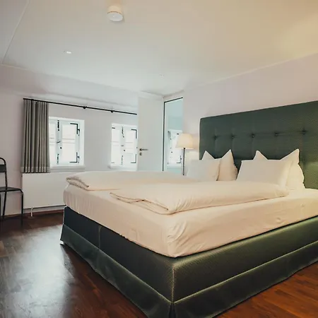 Hotel Sorgenfrei Und Restaurant Atelier Sanssouci Radebeul