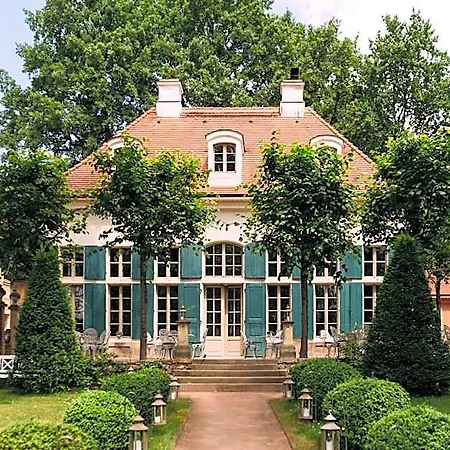 Sorgenfrei Und Restaurant Atelier Sanssouci Szálloda