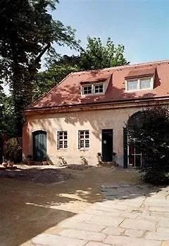 Sorgenfrei Und Restaurant Atelier Sanssouci 호텔 라데보일