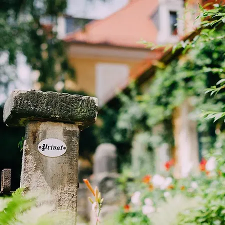 Sorgenfrei Und Restaurant Atelier Sanssouci ホテル 4*