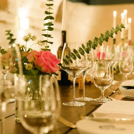 Sorgenfrei Und Restaurant Atelier Sanssouci 4* ラーデボイル