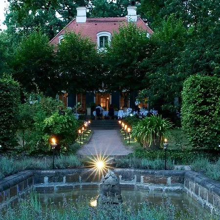 Sorgenfrei & Restaurant Atelier Sanssouci 4*