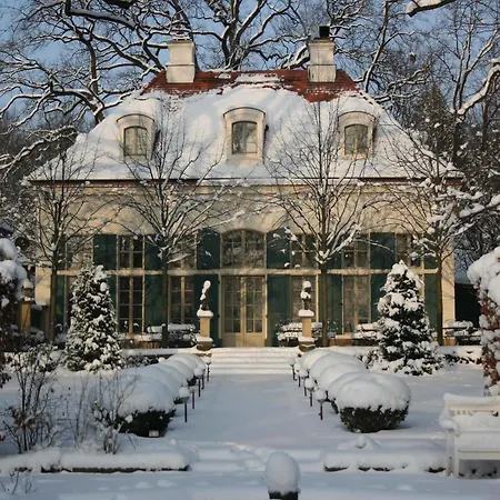 Sorgenfrei Und Restaurant Atelier Sanssouci Szálloda Radebeul