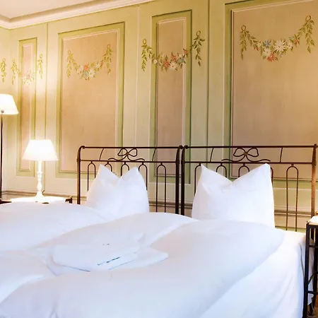 Sorgenfrei Und Restaurant Atelier Sanssouci 4*