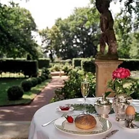 Hotel Sorgenfrei & Restaurant Atelier Sanssouci 4*