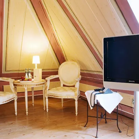 Sorgenfrei Und Restaurant Atelier Sanssouci 4* Radebeul