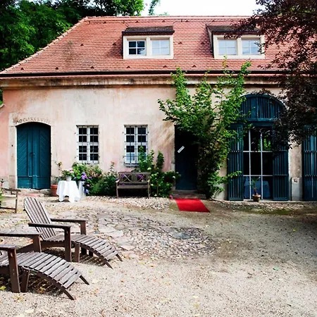 Sorgenfrei Und Restaurant Atelier Sanssouci