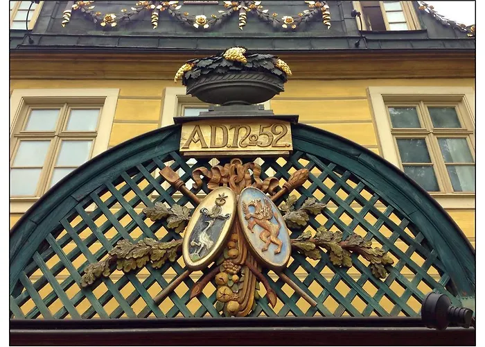 Sorgenfrei Und Restaurant Atelier Sanssouci