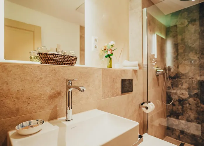 Sorgenfrei Und Restaurant Atelier Sanssouci فندق راديبول