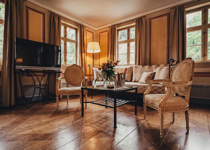 Sorgenfrei Und Restaurant Atelier Sanssouci Radebeul