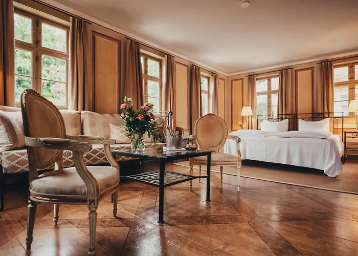 Sorgenfrei Und Restaurant Atelier Sanssouci Radebeul