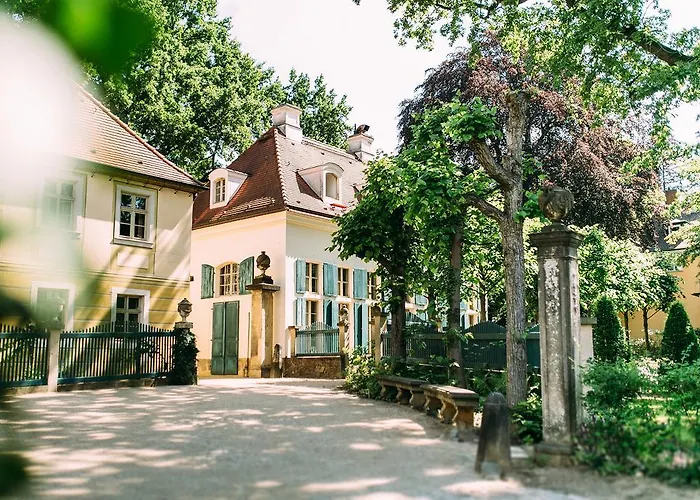 Sorgenfrei Und Restaurant Atelier Sanssouci