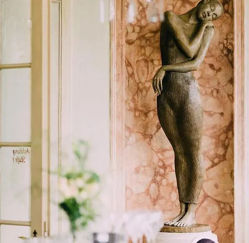 Sorgenfrei Und Restaurant Atelier Sanssouci 4*