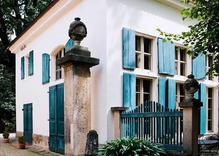 Hotel Sorgenfrei Und Restaurant Atelier Sanssouci 4*